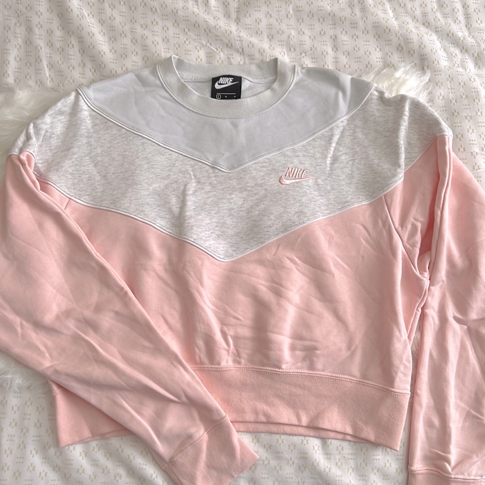 Nike Crop sweater